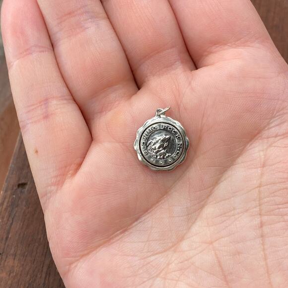 Vintage Bates & Klinke 925 Sterling "Blowing Rock NC" Pendant Bracelet Charm - Picture 1 of 4